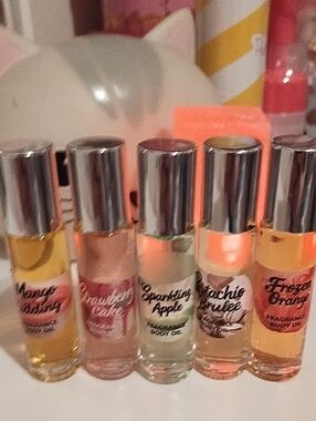 Fragrance Body Oil Roller Set - Sparkling Apple & More (Assorted Colors)